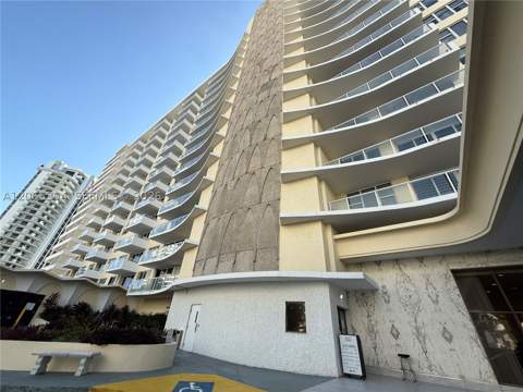 5600 Collins Ave 16G, Miami Beach FL - photo 6 of 45