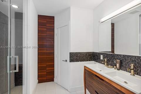 8215 SW 63rd Pl, Miami FL - photo 13 of 30