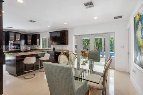 8215 SW 63rd Pl, Miami FL - photo 8 of 30