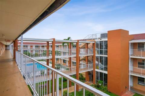 3881 W Flagler St 316, Miami FL - photo 17 of 21