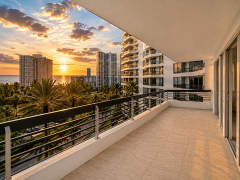 3600 Mystic Pointe Drive 608, Aventura FL - photo 11 of 36