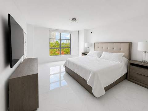 3600 Mystic Pointe Drive 608, Aventura FL - photo 16 of 36