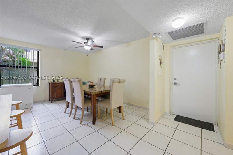 3 bedroom Condominium at 20401 NE 30th Ave 320-8, Villa Dorada Condo No 2, Aventura — photo 5
