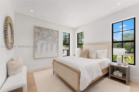3352 Charles Ave, Miami FL - photo 13 of 22