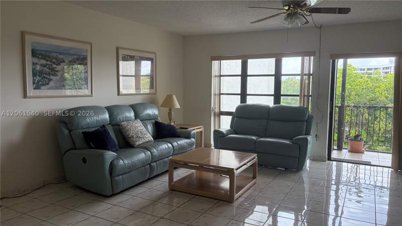 2 bedroom Condominium at 14201 SW 66th St 406- A, Racquet Club Of Kendale L, Miami — photo 4