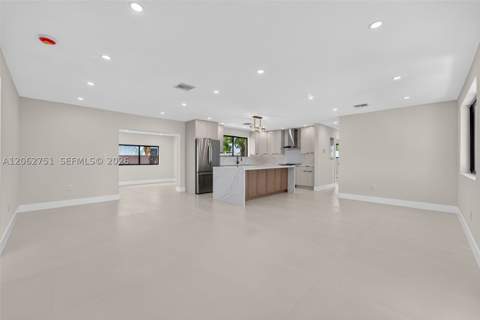6514 SW 107th Pl, Miami FL - photo 10 of 37