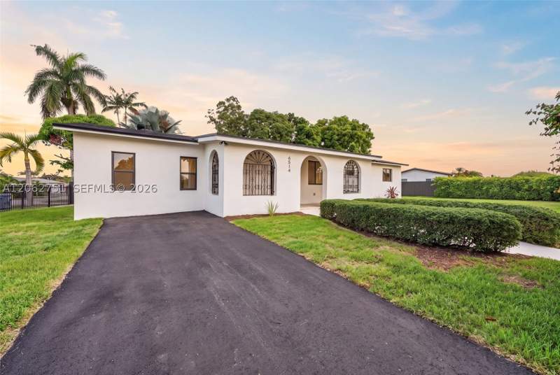 3 bedroom SingleFamilyResidence at 6514 SW 107th Pl, Snapper Creek Villas, Miami — photo 5