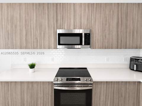 15749 SW 136th Ter, Miami FL - photo 12 of 63