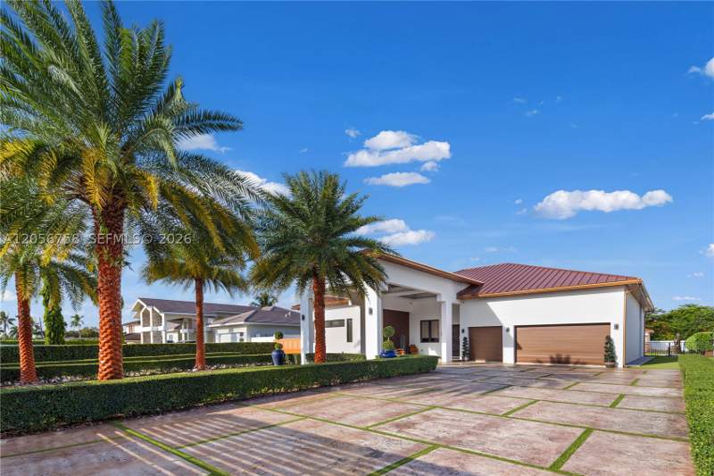 4 bedroom SingleFamilyResidence at 3585 SW 129th Ave, J G Heads Farms Unit A, Miami — photo 2