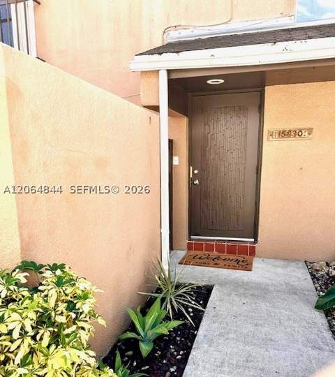 15830 SW 91st Ct, Palmetto Bay FL - photo 6 of 13