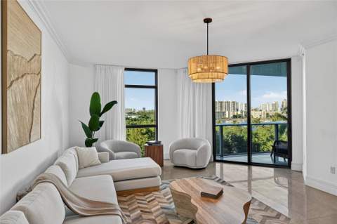 17301 Biscayne Boulevard 506, North Miami Beach FL - photo 15 of 54