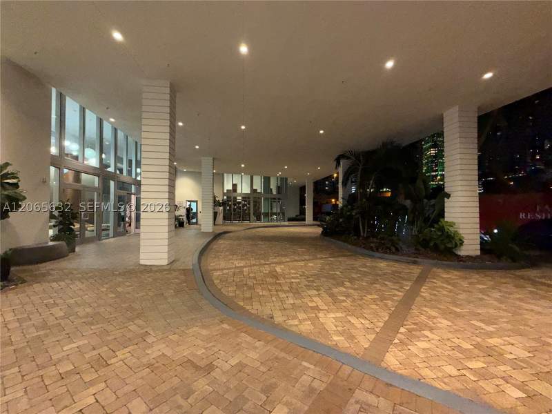2 bedroom Condominium at 350 S Miami Ave 302, Wind Condo, Miami — photo 2