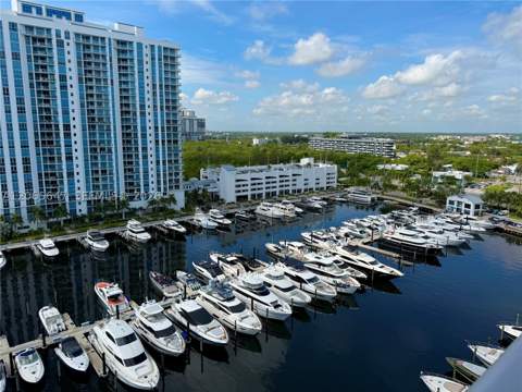 17301 Biscayne Blvd 1409, North Miami Beach FL - photo 11 of 71