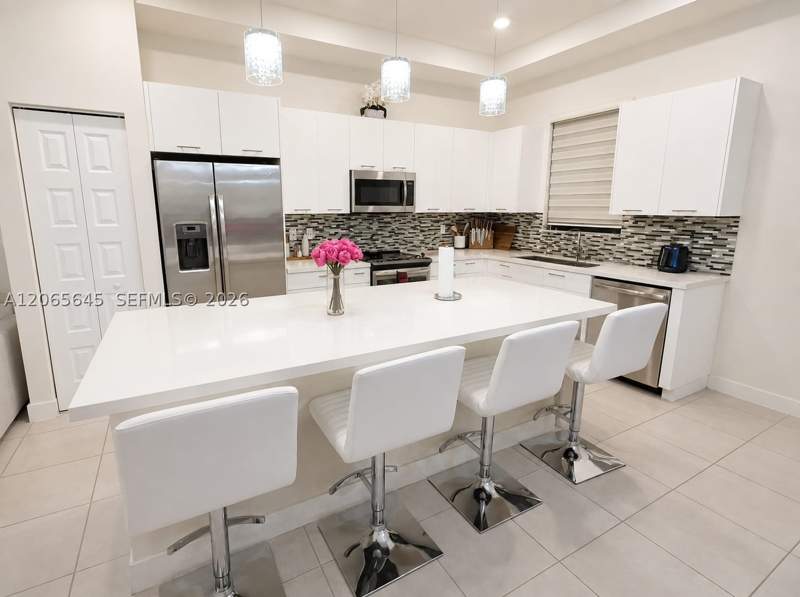 3 bedroom Condominium at 10407 NW 82nd St 34, Highland At Park Central, Doral — photo 3