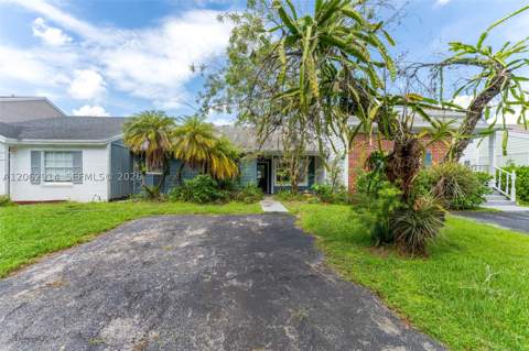 14414 SW 142nd Ct, Miami FL - photo 8 of 18