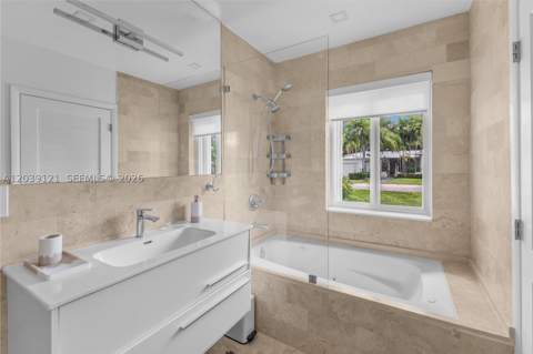 8920 NE 9th Ct, Miami FL - photo 21 of 30