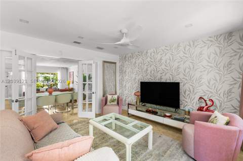 8920 NE 9th Ct, Miami FL - photo 8 of 30