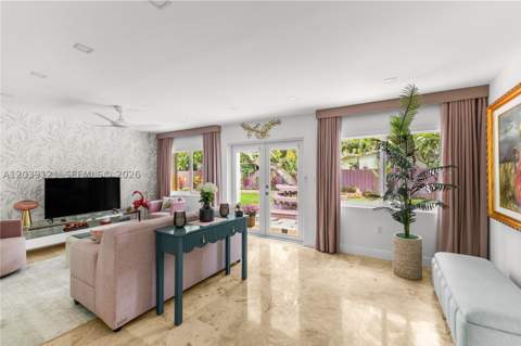 8920 NE 9th Ct, Miami FL - photo 9 of 30