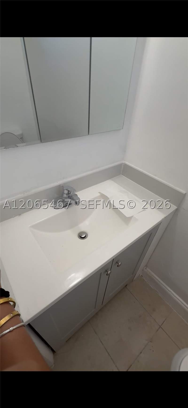 3 bedroom SingleFamilyResidence at 41 NE 195th St, Third Addn To Sierra, Miami — photo 4