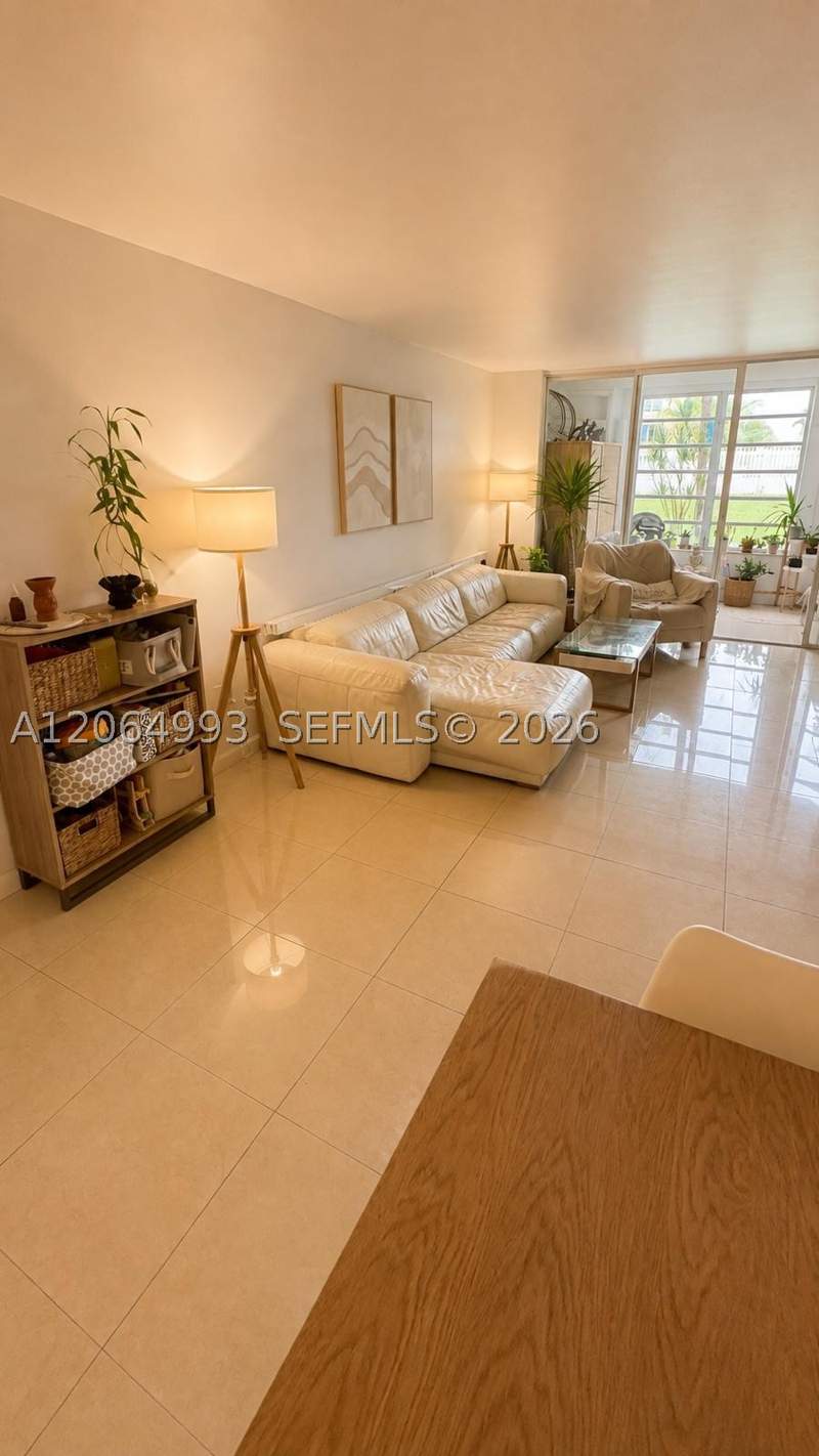 2 bedroom Condominium at 1501 NE 191st St C116, Rolling Green Condo C, Miami — photo 4