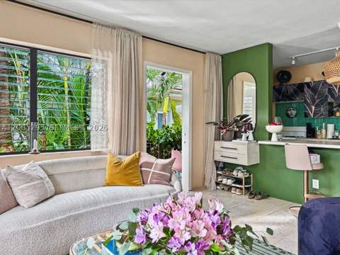1127 Meridian Ave 8-1127, Miami Beach FL - photo 12 of 15