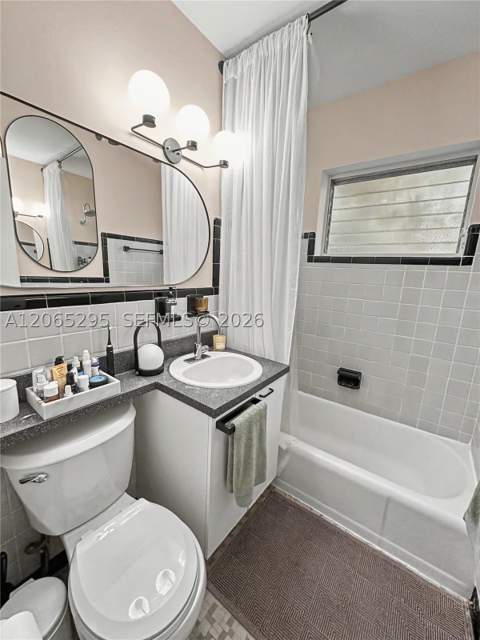 1127 Meridian Ave 8-1127, Miami Beach FL - photo 8 of 15