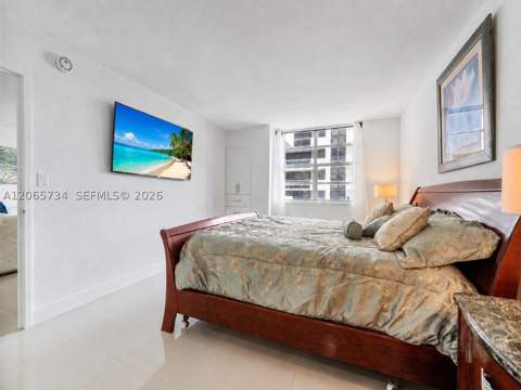 5701 Collins Ave 319, Miami Beach FL - photo 21 of 31
