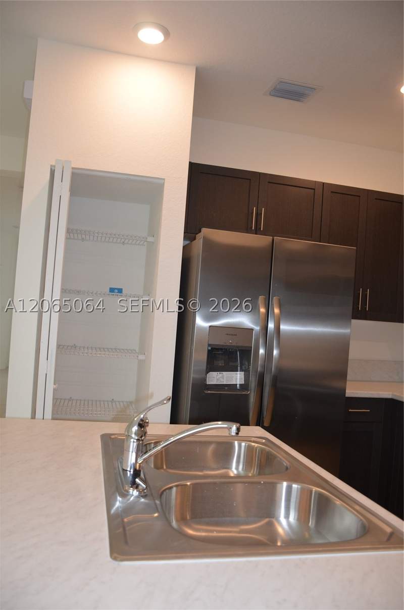 3 bedroom Townhouse at 1801 SE 27th Ter, Keys Gate Residential, Homestead — photo 5