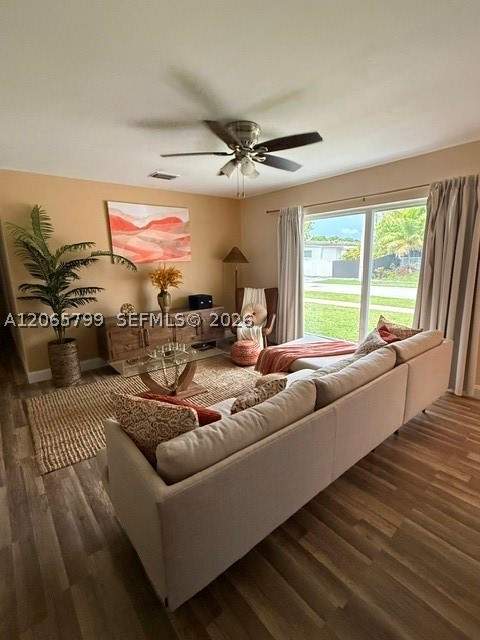 3 bedroom SingleFamilyResidence at 15435 SW 108th Ct, Fairway Estates Sec 7, Miami — photo 5