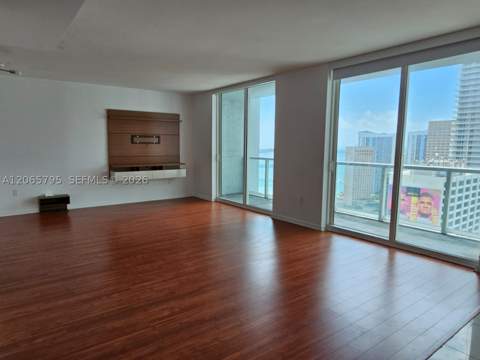 244 Biscayne Blvd 3707, Miami FL - photo 11 of 25
