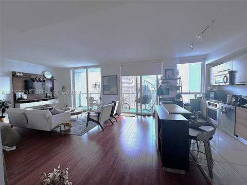 244 Biscayne Blvd 3707, Miami FL - photo 15 of 25