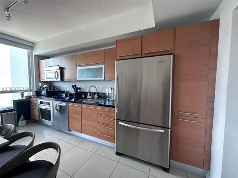 244 Biscayne Blvd 3707, Miami FL - photo 9 of 25