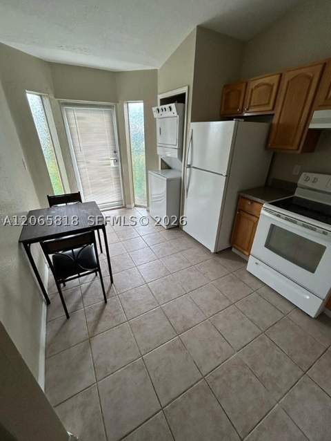 61 NE 13th Ave, Homestead FL - photo 12 of 17