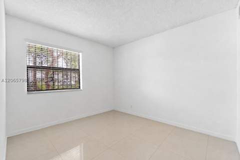 10895 NW 7th St 14-28, Miami FL - photo 12 of 19