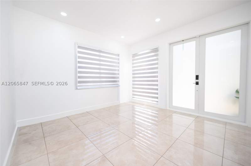 4 bedroom SingleFamilyResidence at 1046 NE 17th Ter, Villas At The Renaissance, Homestead — photo 3