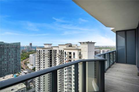 55 SW 9th St 3504, Miami FL - photo 18 of 27
