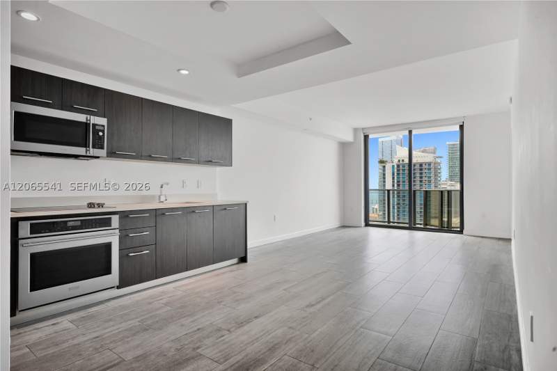 1 bedroom Condominium at 55 SW 9th St 3504, Brickell Heights West Con, Miami — photo 2