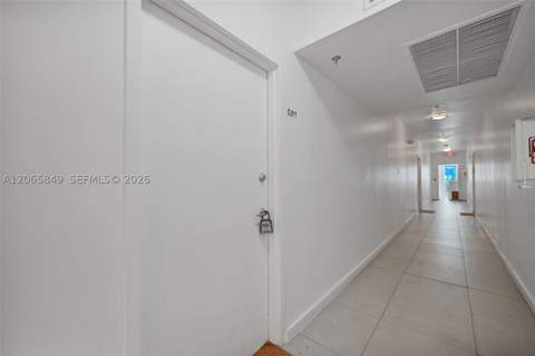 1560 Meridian Ave 207, Miami Beach FL - photo 15 of 23
