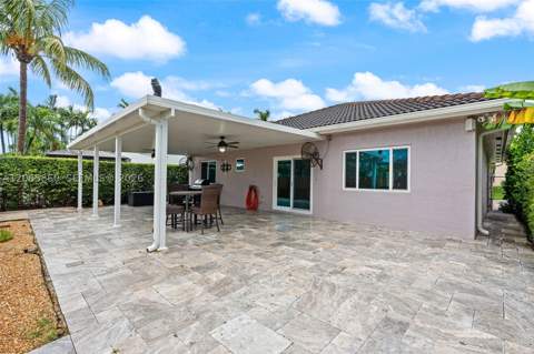 15717 SW 138th Ter, Miami FL - photo 13 of 23