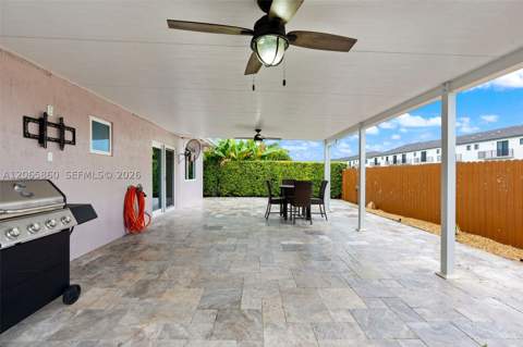 15717 SW 138th Ter, Miami FL - photo 15 of 23