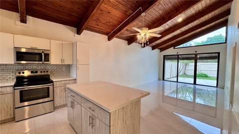 11344 SW 112th Cir Ln S, Miami FL - photo 9 of 43