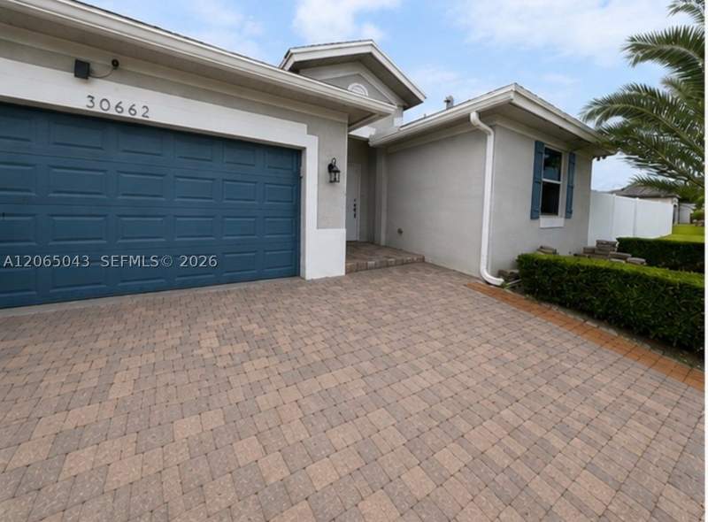 3 bedroom SingleFamilyResidence at 30662 SW 193rd Ct, Reese Estates, Homestead — photo 3