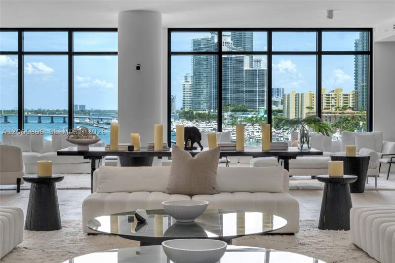 5 bedroom Condominium at 7061 Fisher Island Dr 7061, Palazzo Del Sol/Della Lun, Miami Beach — photo 3