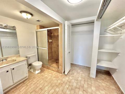 13499 Biscayne Blvd 506, North Miami FL - photo 13 of 13