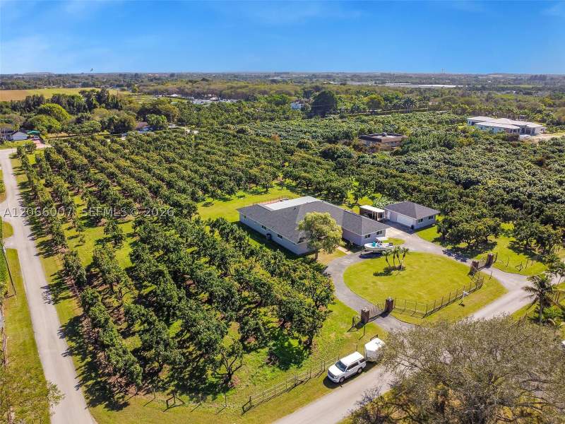 4 bedroom SingleFamilyResidence at 23505 SW 153rd Ave, Silver Palm Ests Pt 1, Homestead — photo 5