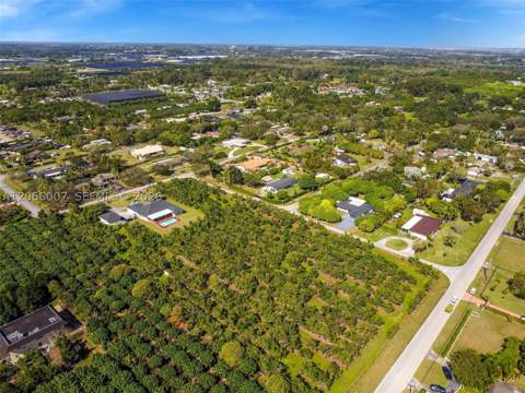 23505 SW 153rd Ave, Homestead FL - photo 9 of 10