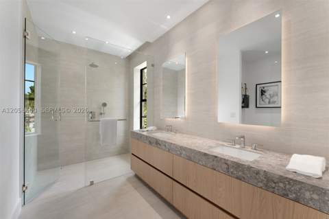 3372 Charles Ave, Miami FL - photo 10 of 18