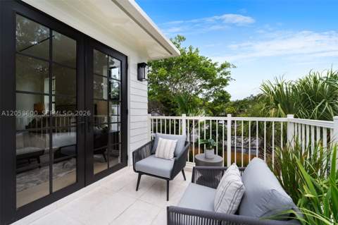3372 Charles Ave, Miami FL - photo 15 of 18