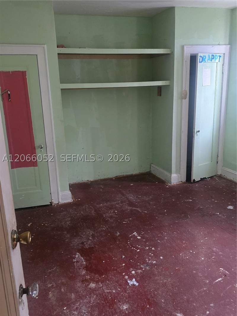 4 bedroom SingleFamilyResidence at 1368 NW 56th St, Orchard Villa, Miami — photo 5