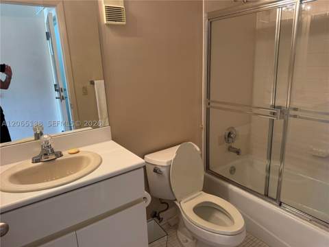 3000 Island Blvd 332, Aventura FL - photo 6 of 18